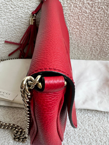 Gucci Red Soho Chain Crossbody Flap Bag