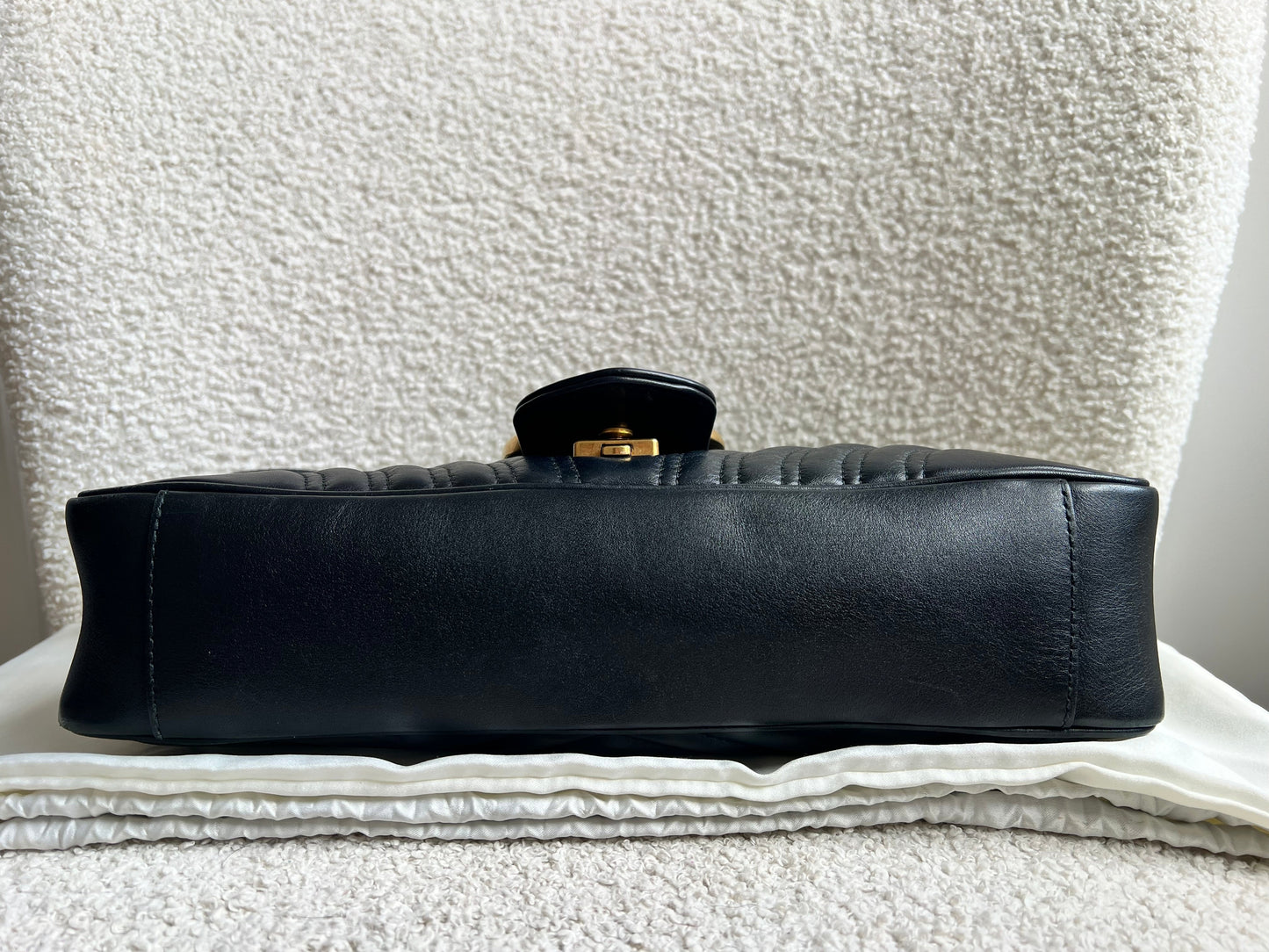 Gucci GG Black Marmont Medium Shoulder Bag (RRP £2,340)