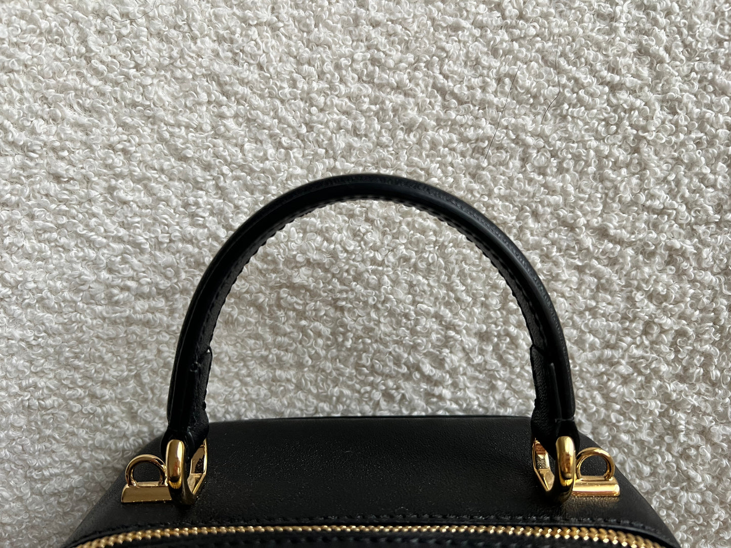 Gucci Black Small Top Handle Blondie Shoulder Bag (RRP £1870)