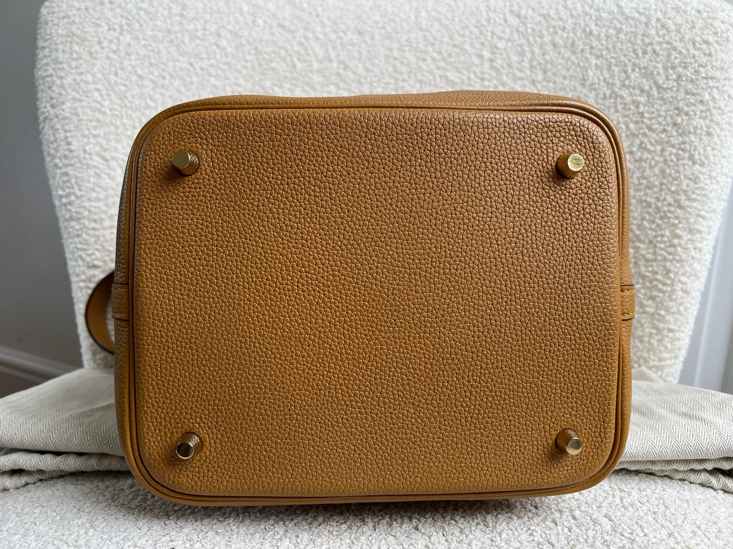 Hermes Picoton 22 in Sesame Clemence Leather with gold hardware