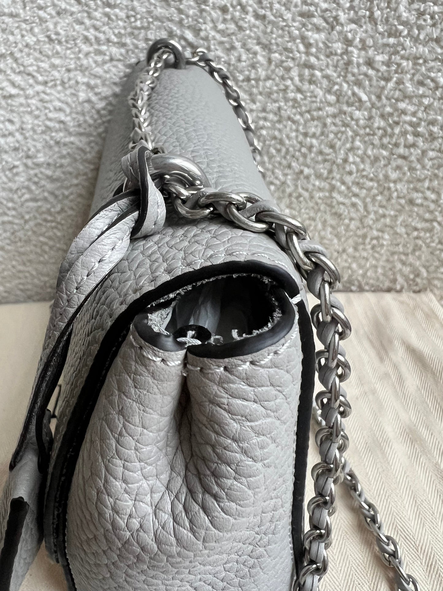 Mulberry Pale Grey Regular Lily Heavy Grain (RRP £1095)