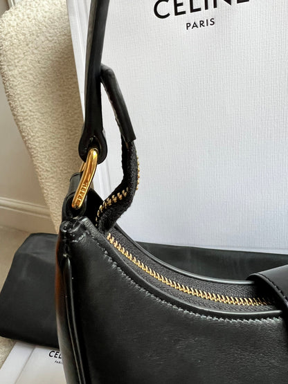 Celine Medium Ava Triomphe in Black (RRP £1850)