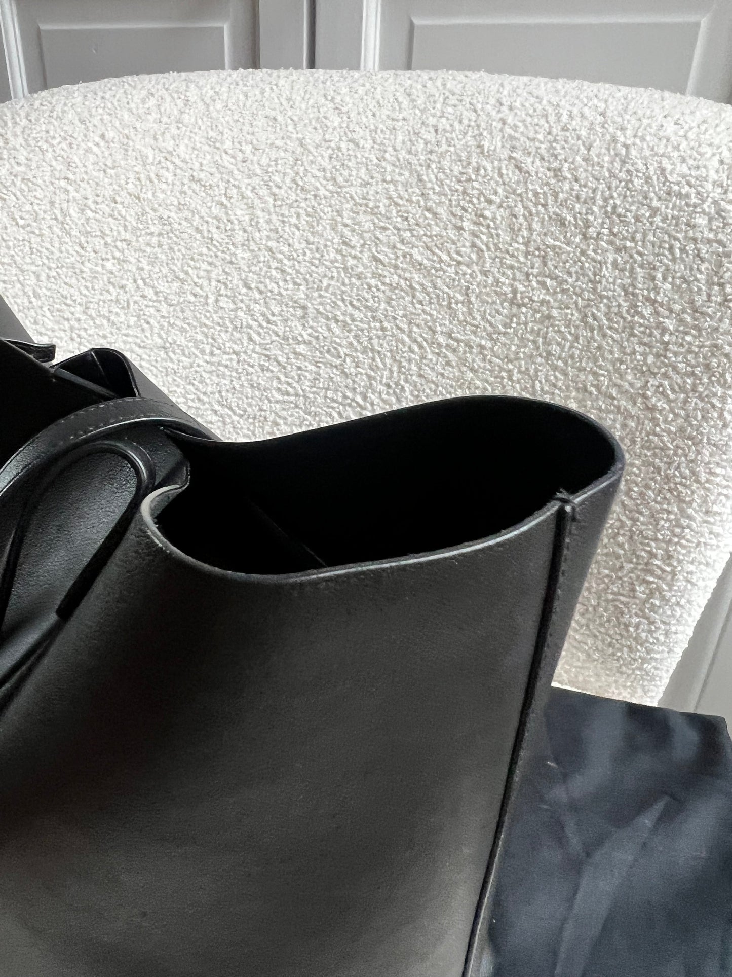 Yves Saint Laurent (YSL) Black E/W Shopping Tote (RRP £1115)