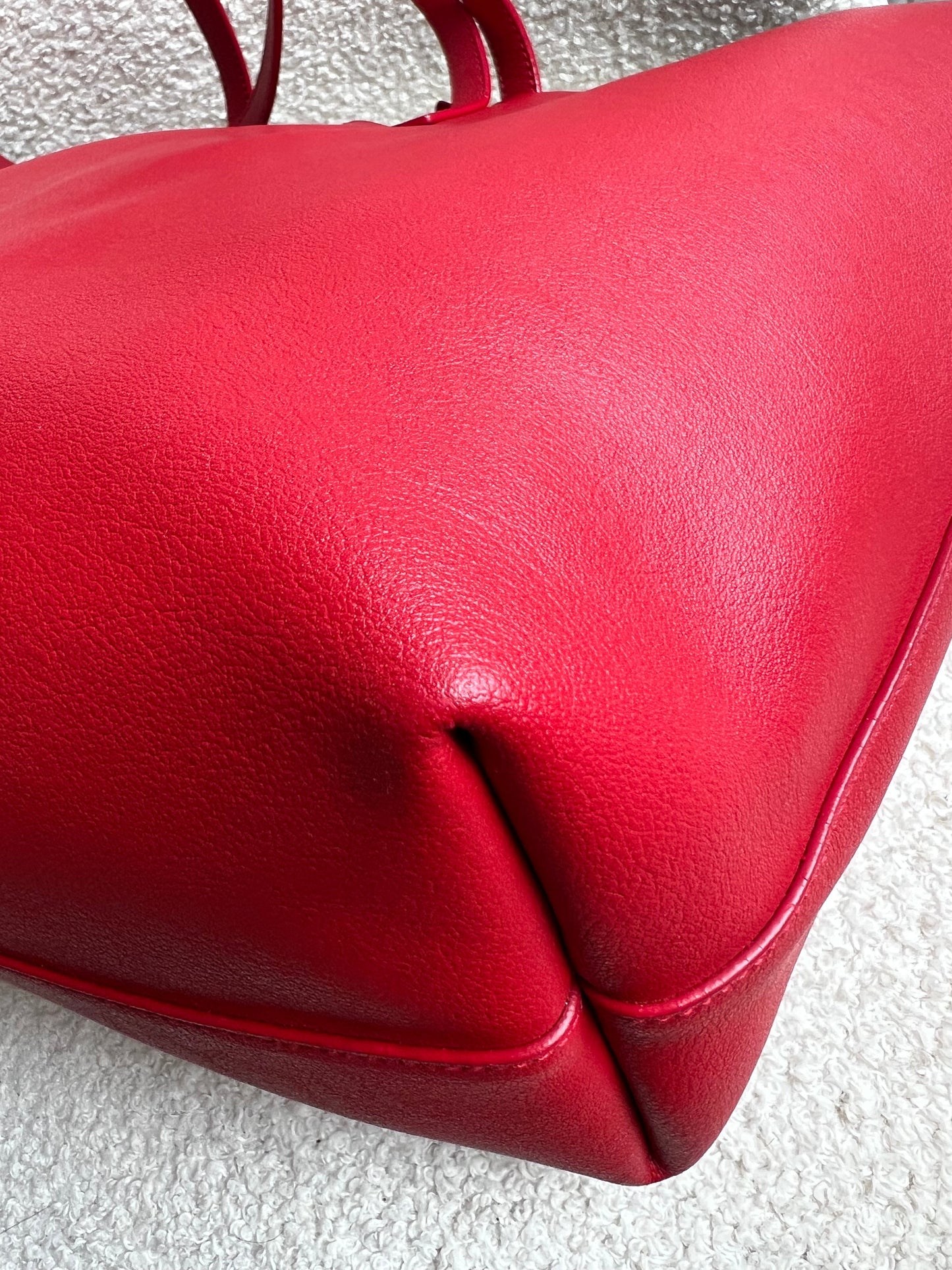 Yves Saint Laurent (YSL) Red E/W Shopping Tote (RRP £1115)