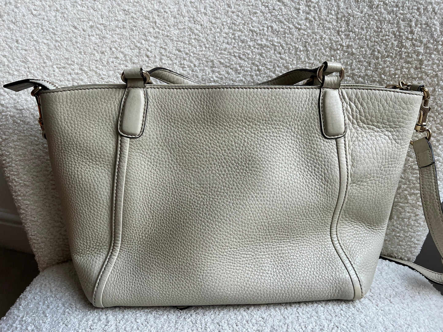 Gucci Soho Tote in Eggshell