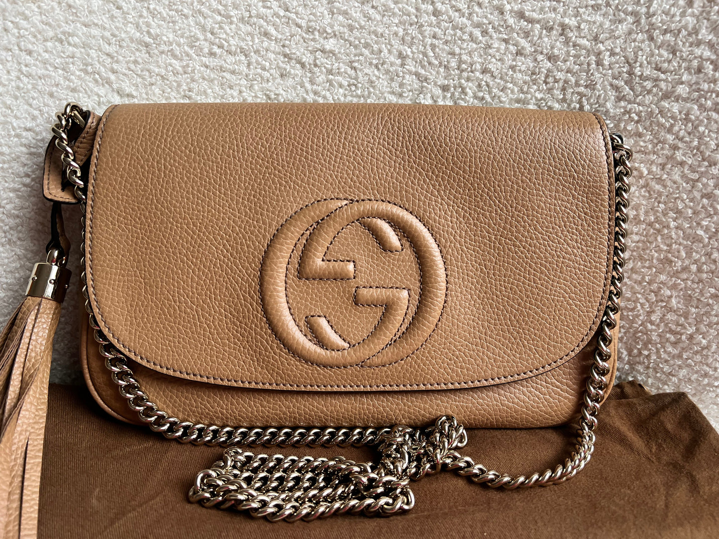 Gucci Beige Soho Chain Crossbody Flap Bag