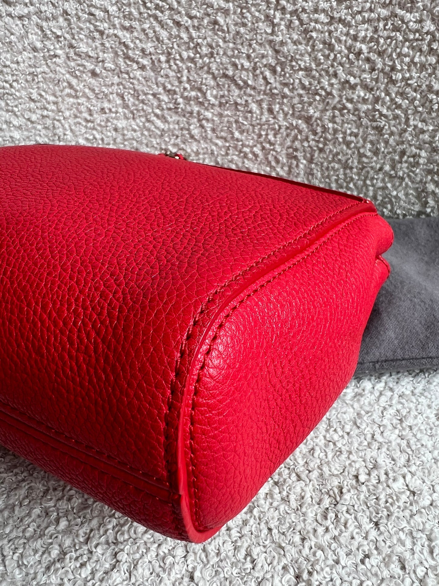 Mulberry Hibiscus Red Regular Lily with Gold Hardware (RRP £995)
