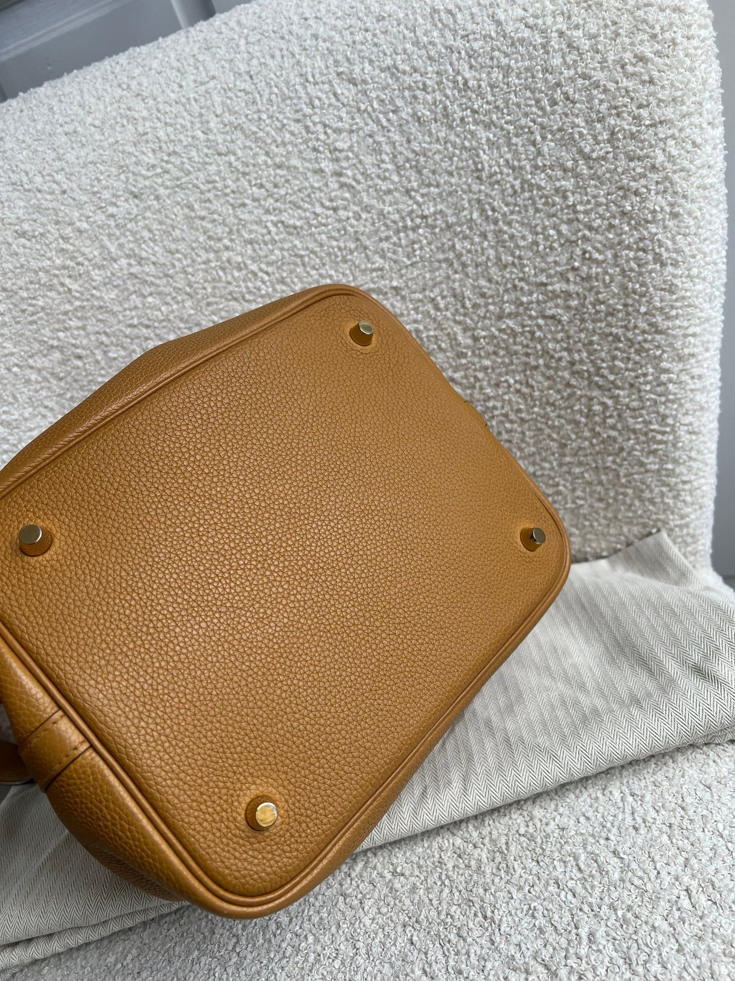 Hermes Picoton 22 in Sesame Clemence Leather with gold hardware