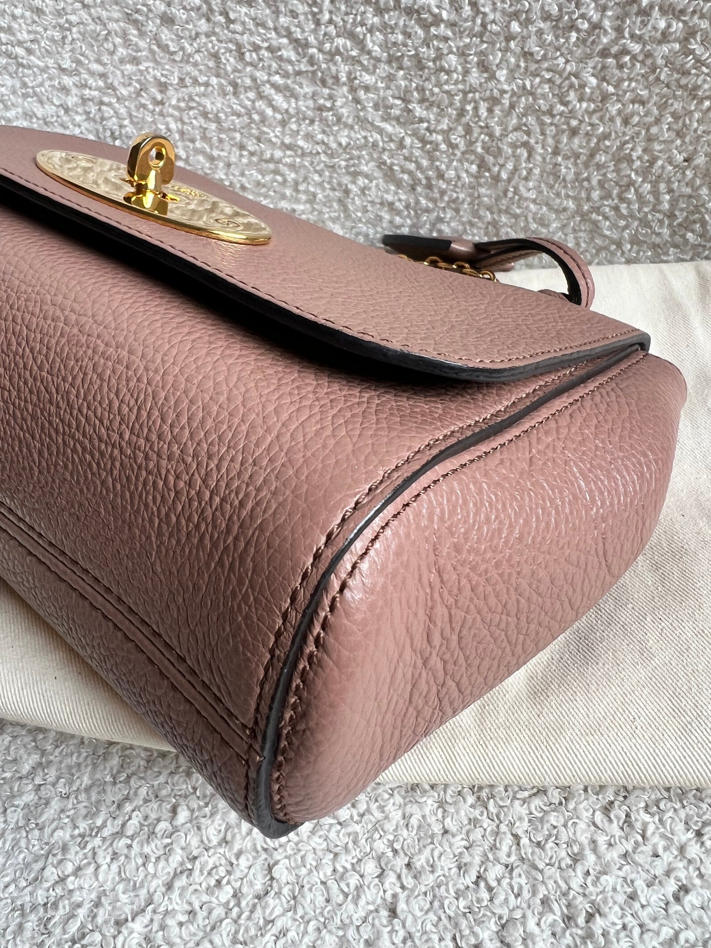 Mulberry Dark Blush Regular Lily with Gold Hardware (RRP £995)