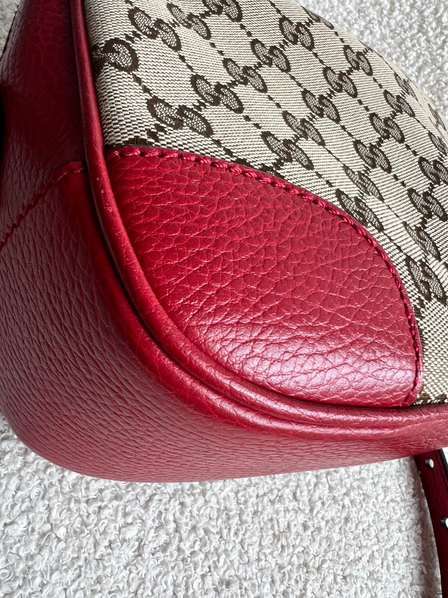 Gucci Bree GG Canvas Red Small Messenger Bag