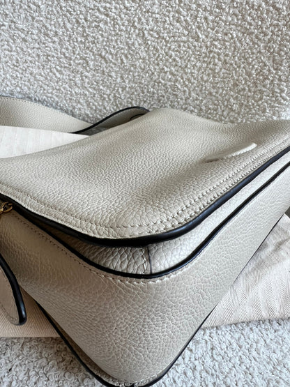 Mulberry Billie in Chalk Small Classic Grain (RRP £895)