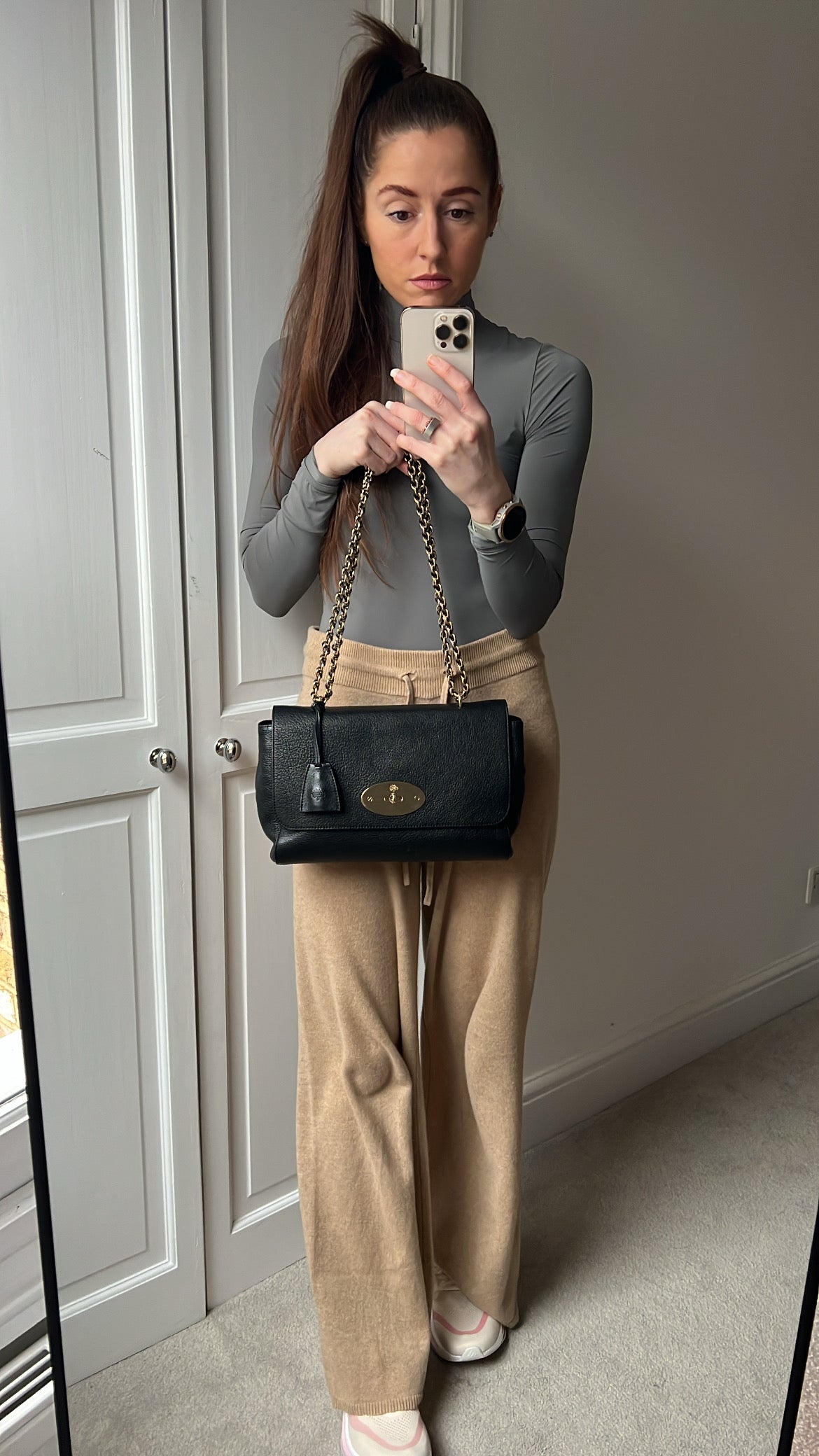Mulberry Black Medium Lily with Gold Hardware (RRP £1195)