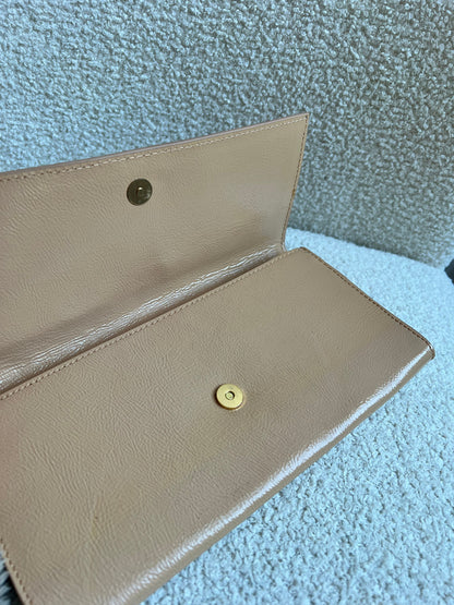 Yves Saint Laurent (YSL) Beige Patent Belle de Jour Clutch