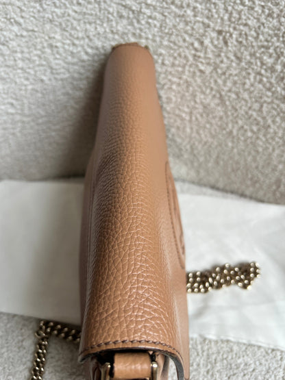 Gucci Beige Soho Chain Crossbody Flap Bag