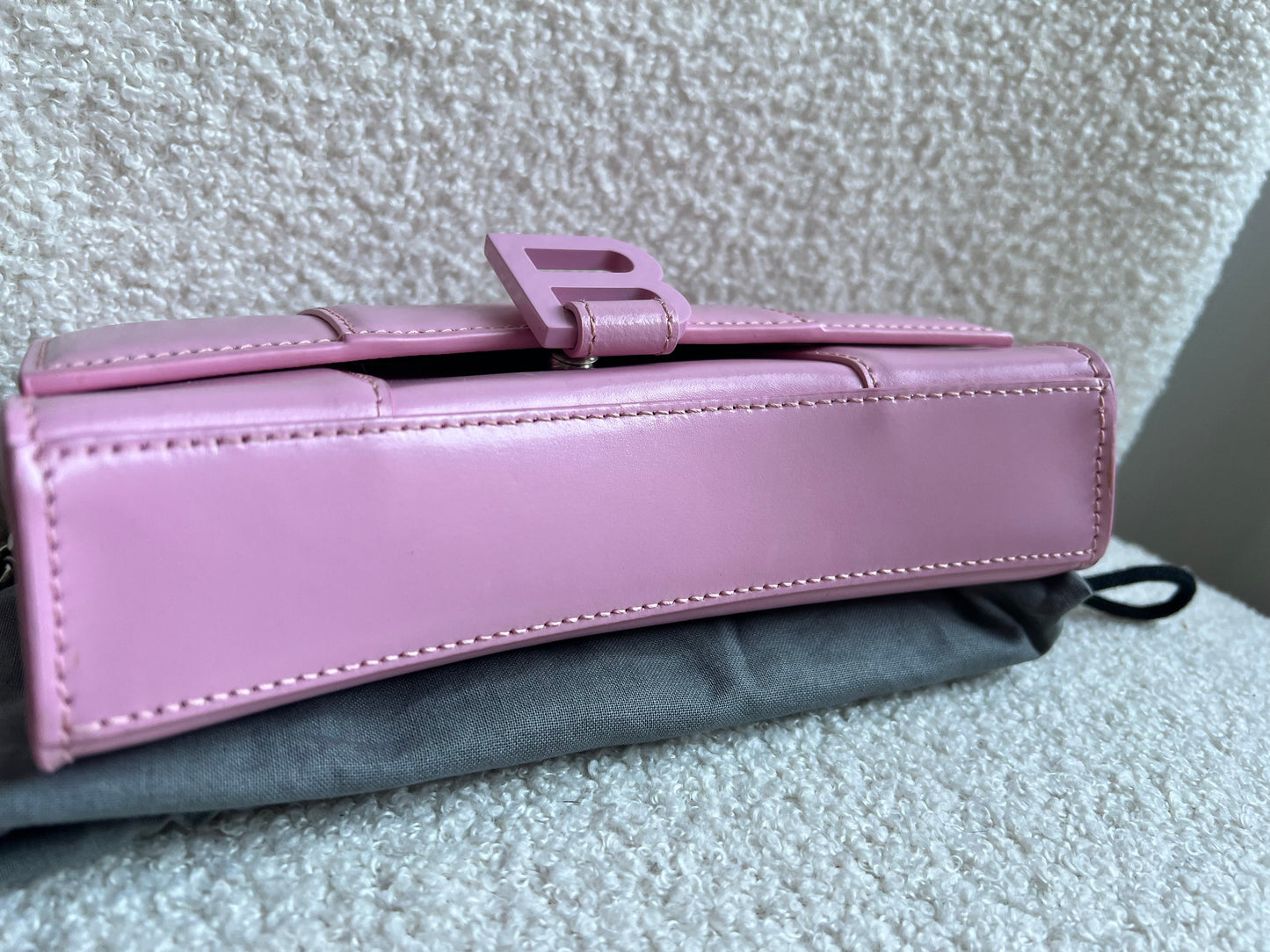 Balenciaga Pink Hourglass Wallet on Chain (RRP £1190)