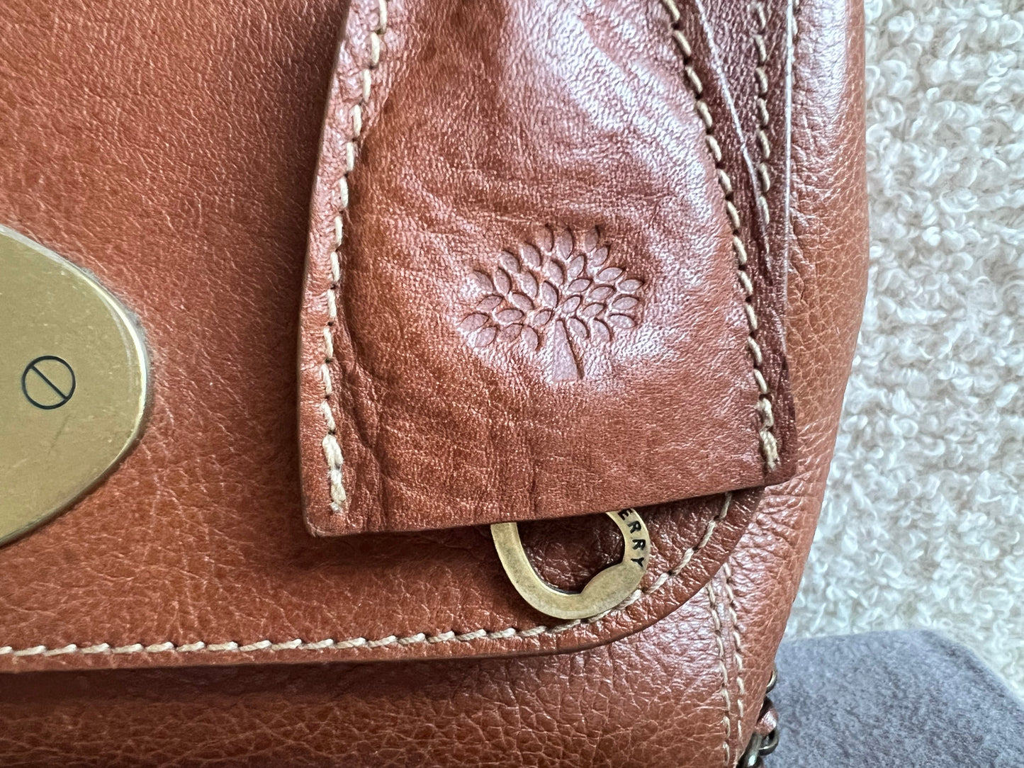 Mulberry Oak Regular Lily with Gold Hardware (RRP £895)