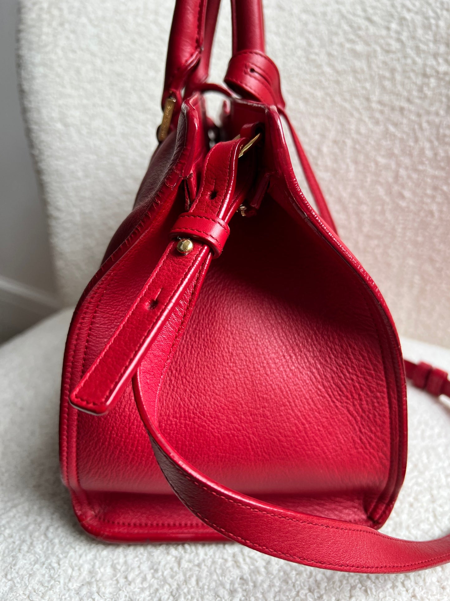 Yves Saint Laurent (YSL) Red Small Cabas Chyc Bag (RRP £1,350)