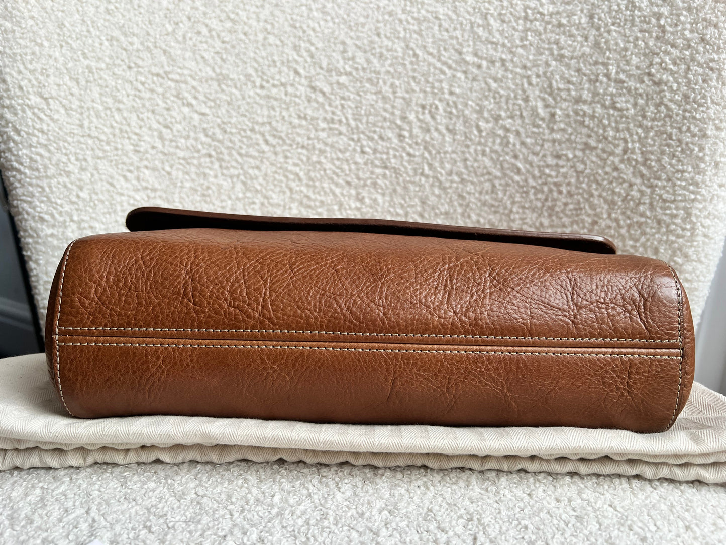 Mulberry Oak Medium Lily with Gold Hardware (RRP £1095)