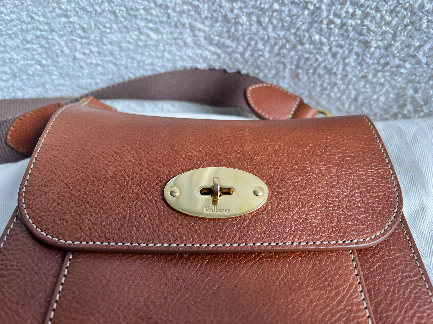 Mulberry Small Oak Antony in Legacy Oak NVT (RRP £595)