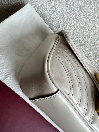 Gucci GG White Marmont Mini Shoulder Bag (RRP £1,890)