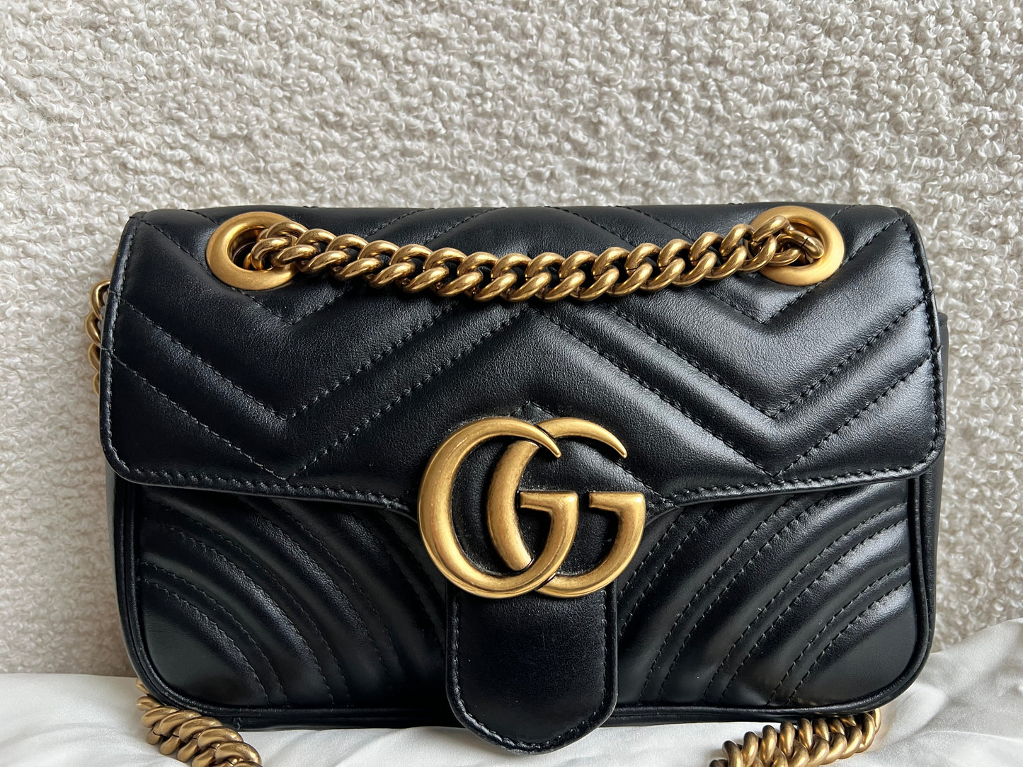 Gucci GG Black Marmont Mini Shoulder Bag (RRP £1,890)