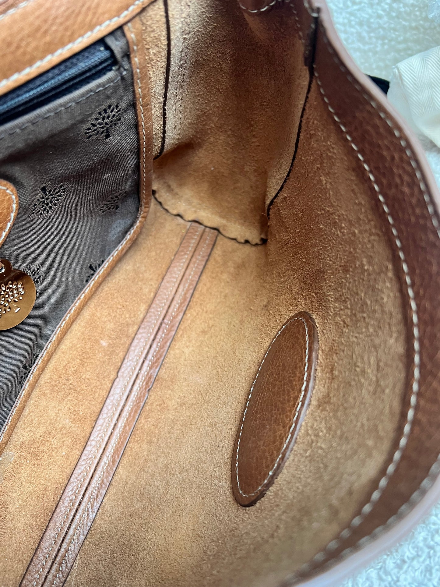 Mulberry Oak Regular Lily with Gold Hardware (RRP £995)
