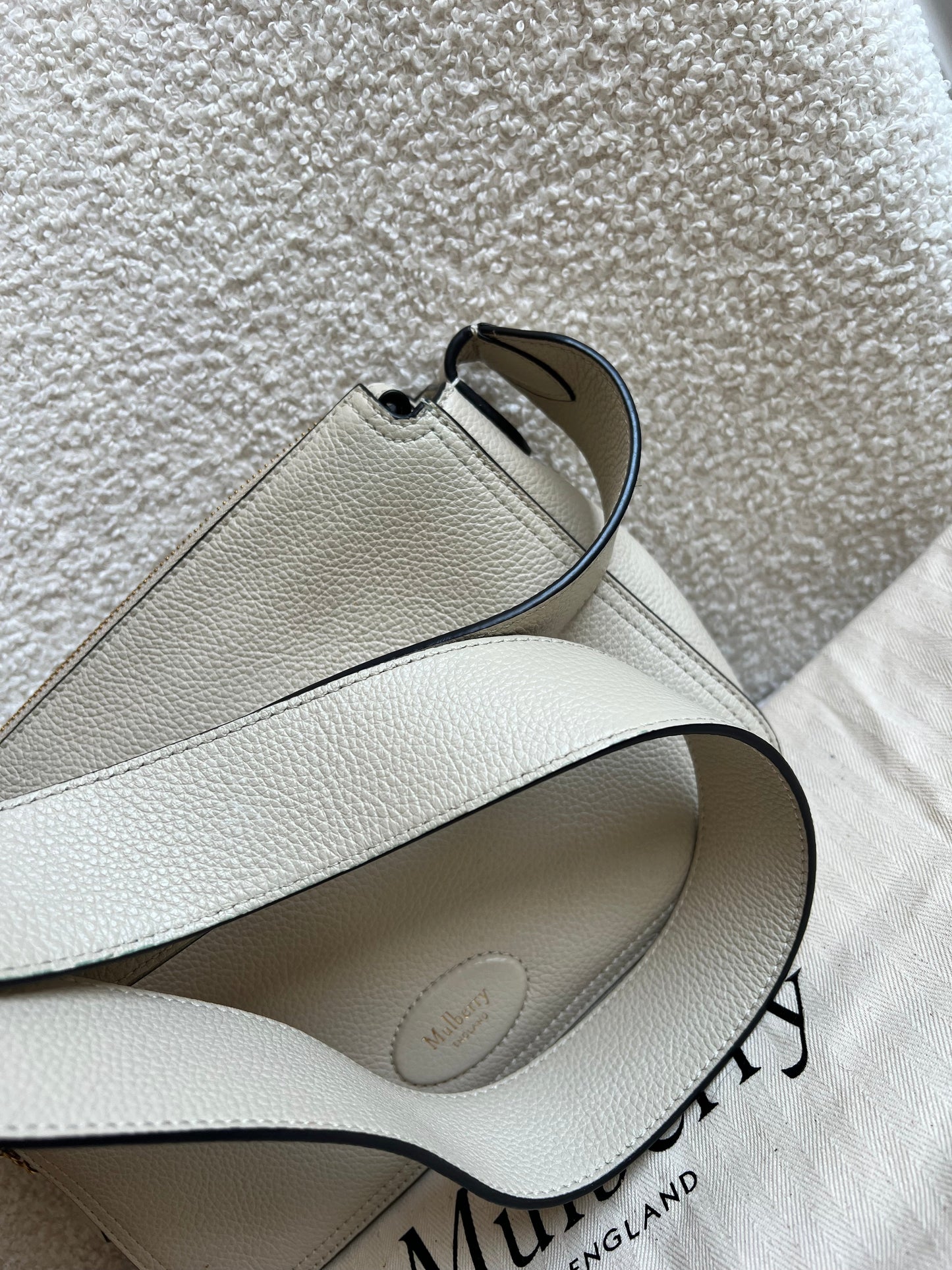 Mulberry Billie in Chalk Small Classic Grain (RRP £895)