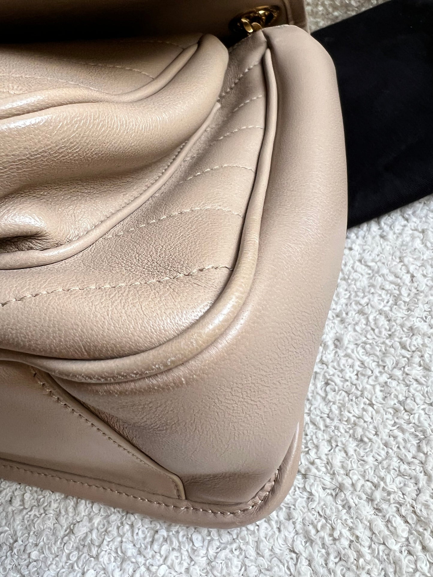 Yves Saint Laurent (YSL) Beige Medium Niki Chain Bag (RRP £2500)