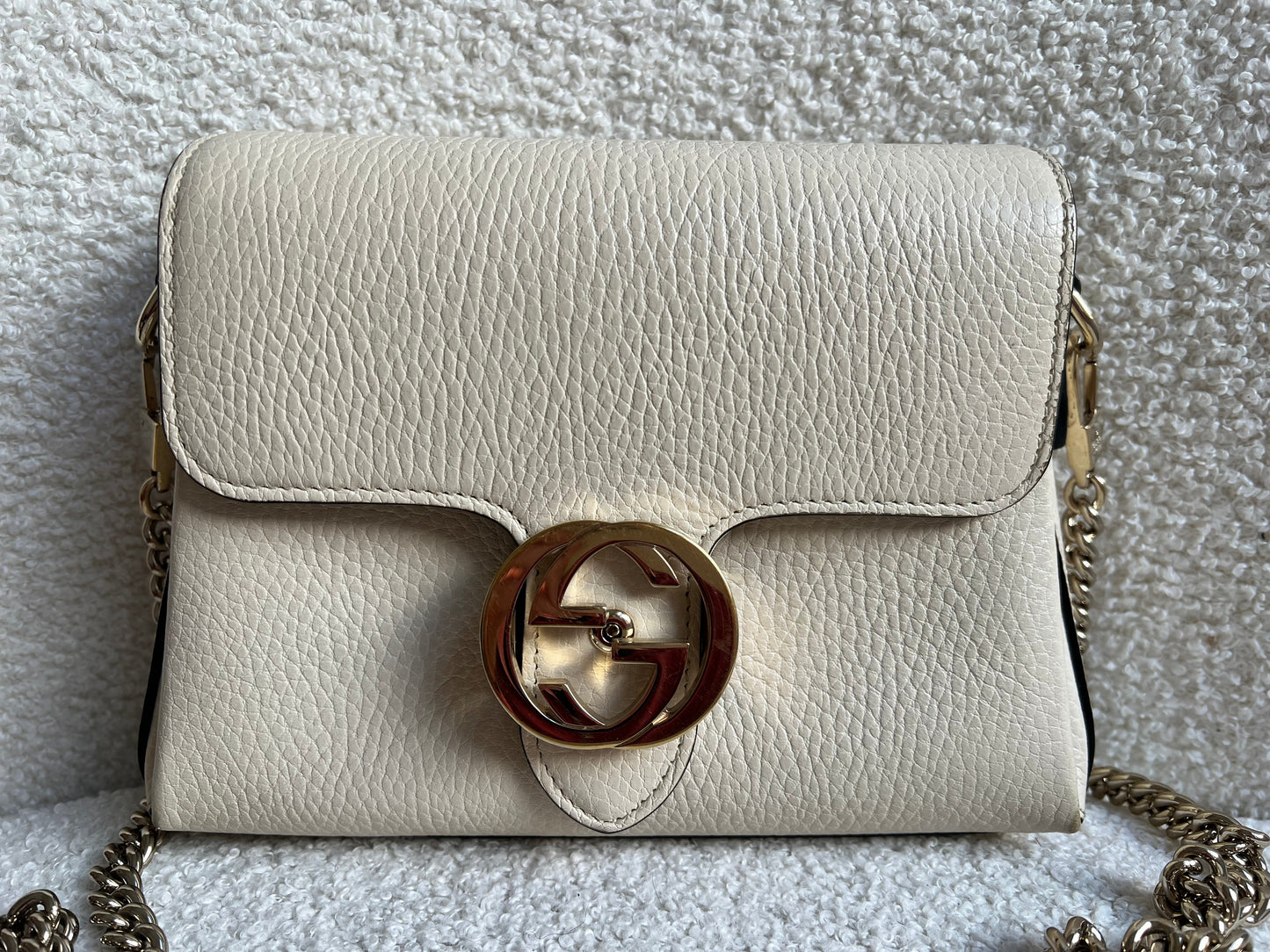 Gucci Interlocking GG Cream Mini Cross Body Bag