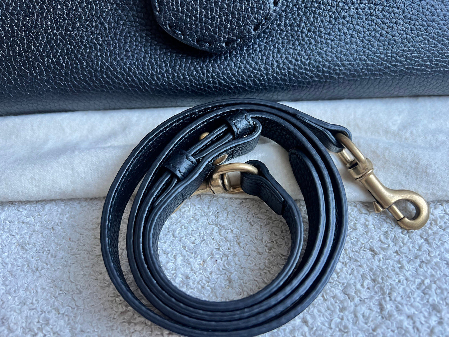 Gucci GG Black Medium Marmont Top Handle Bag