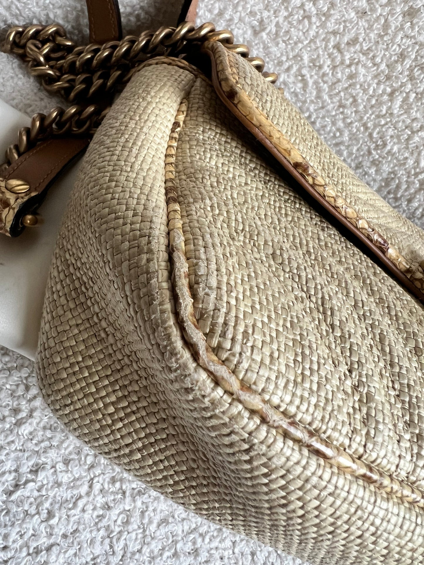 Gucci GG Beige Raffia Marmont Small Shoulder Bag (RRP £1,570)