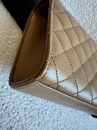 Yves Saint Laurent (YSL) Beige Small Envelope Bag (RRP £1,940)