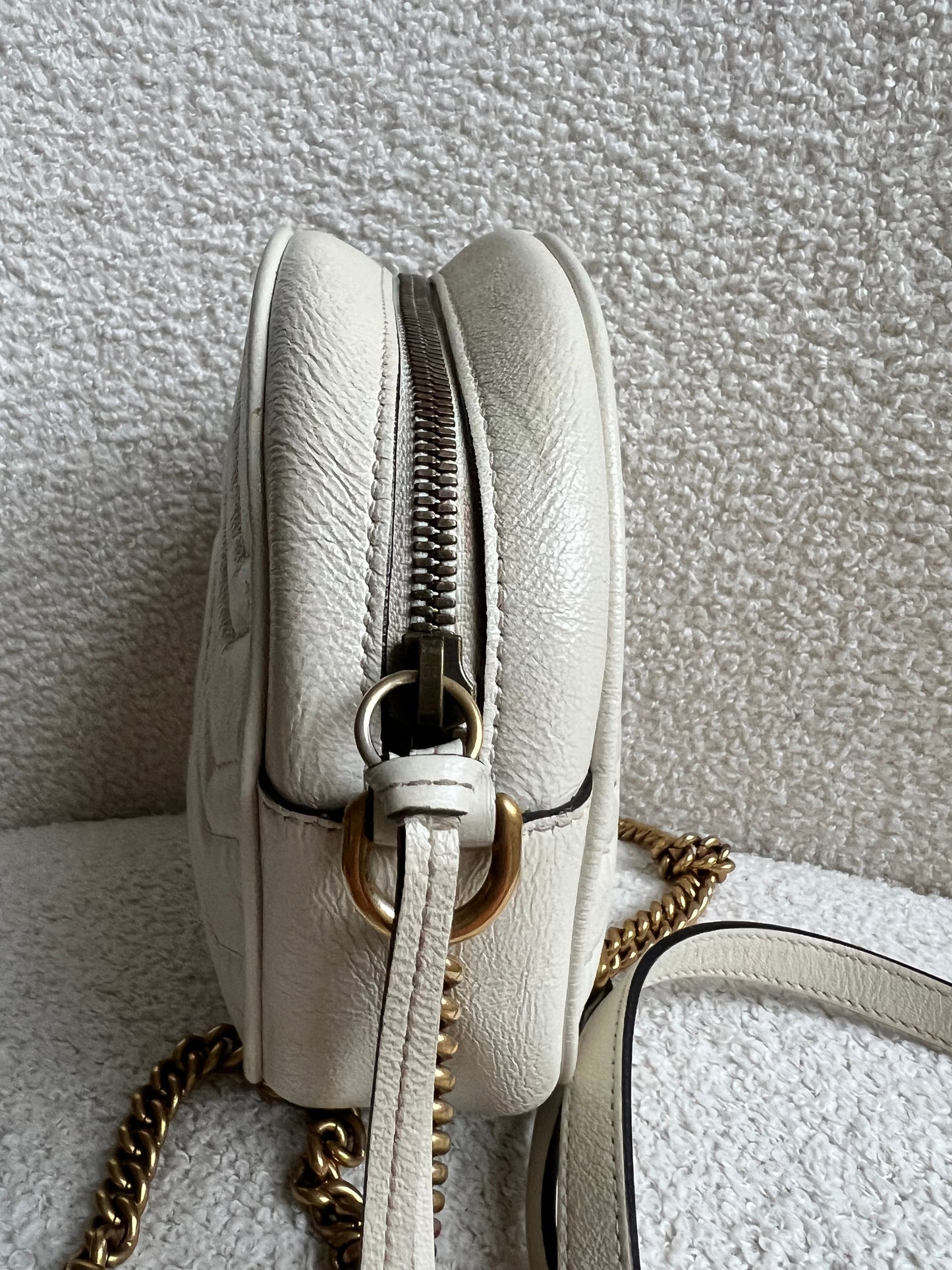 Gucci GG Round White Marmont Small Shoulder Bag (RRP £1,090)