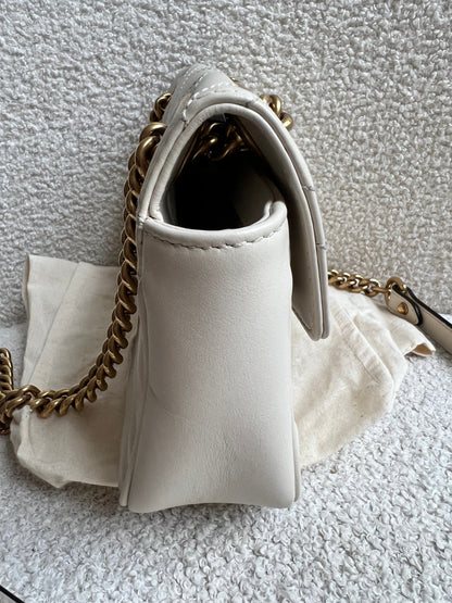 Gucci GG White Marmont Mini Shoulder Bag (RRP £1,890)