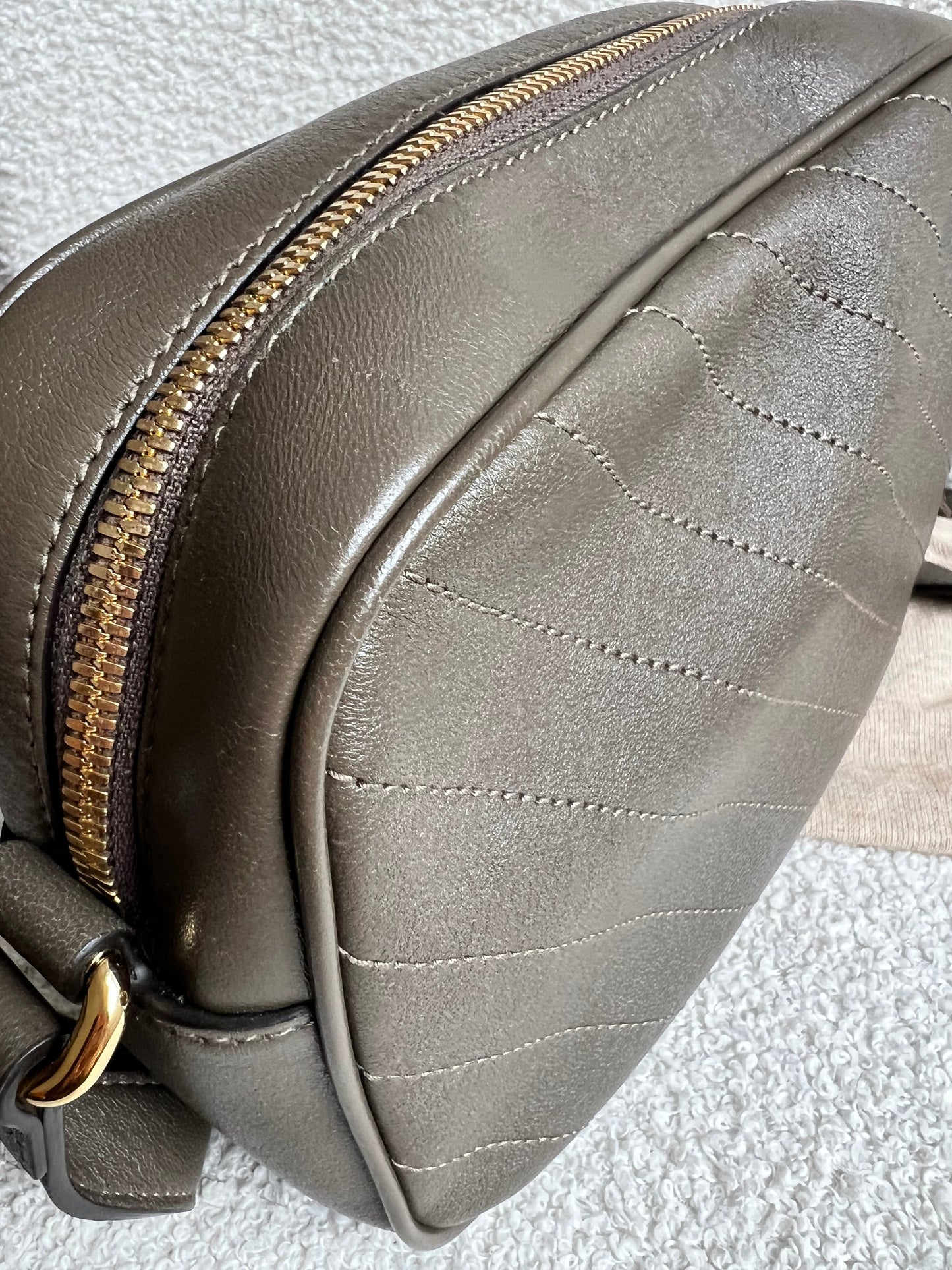 Gucci Khaki Small Blondie Shoulder Bag (RRP £1380)