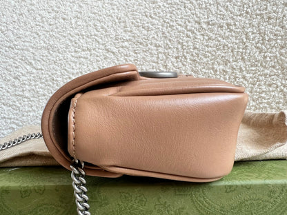 Gucci GG Beige Marmont Super Mini Aria Shoulder Bag (RRP £985)