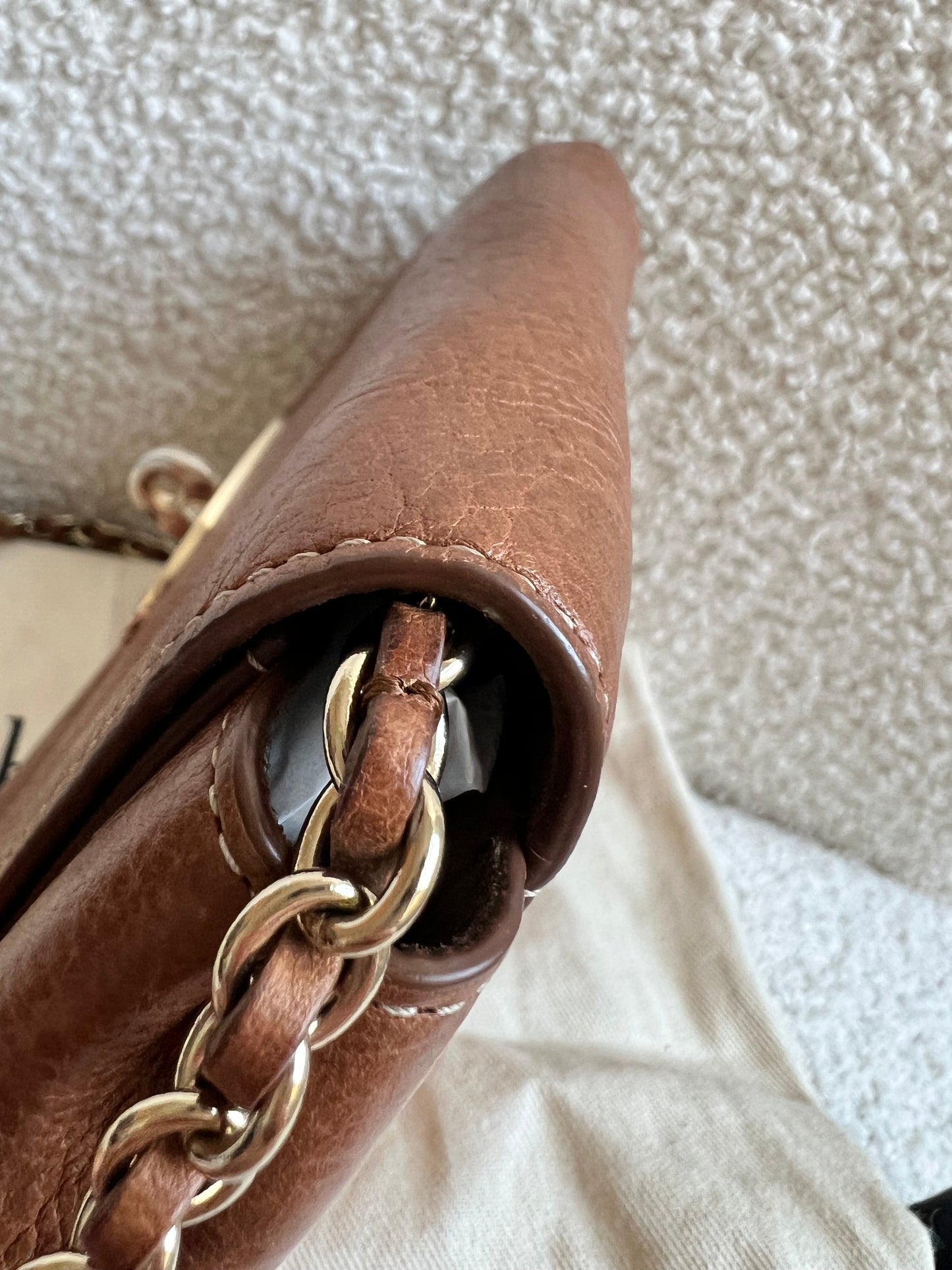 Mulberry Oak Mini Lily with Gold Hardware