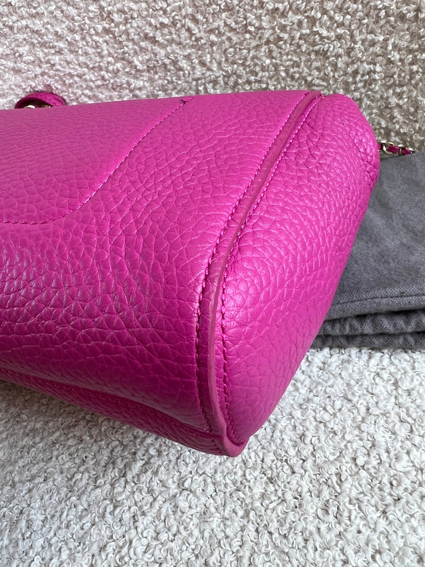 Mulberry Regular Lily in Mulberry Pink Heavy Grain (RRP £995)