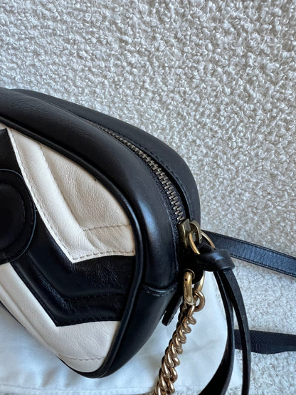Gucci GG Black and White Marmont Mini Shoulder Bag (RRP £1,360)