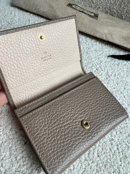 Gucci Beige Marmont Card Holder