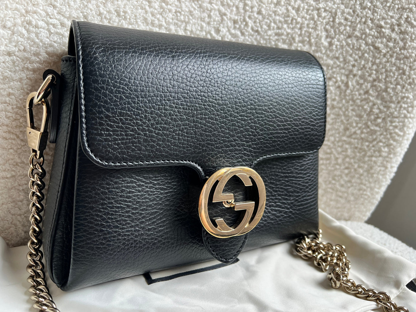 Gucci Interlocking GG Black Small Cross Body Bag
