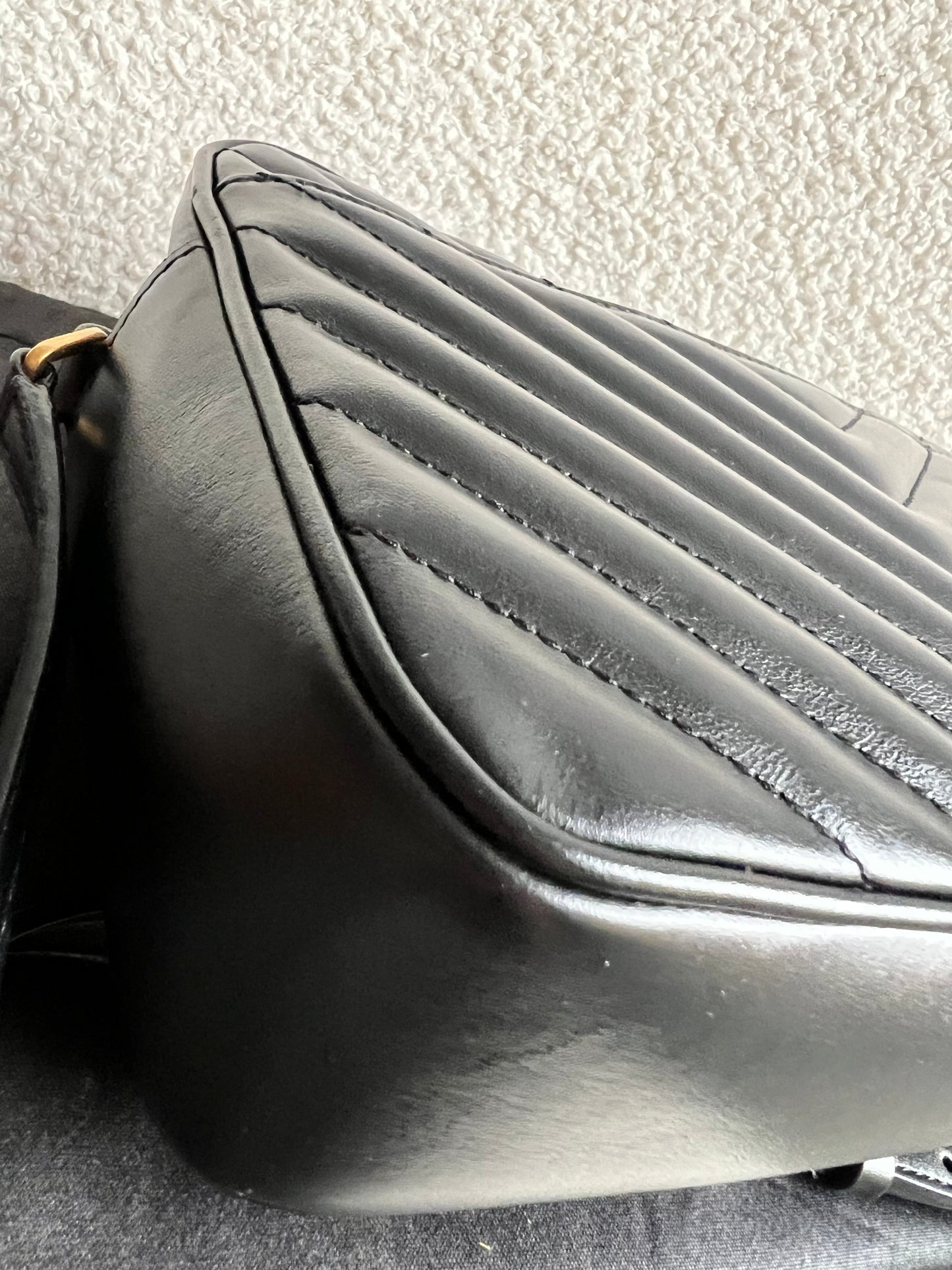 Yves Saint Laurent (YSL) Black Lou Camera Bag (RRP £1,350)