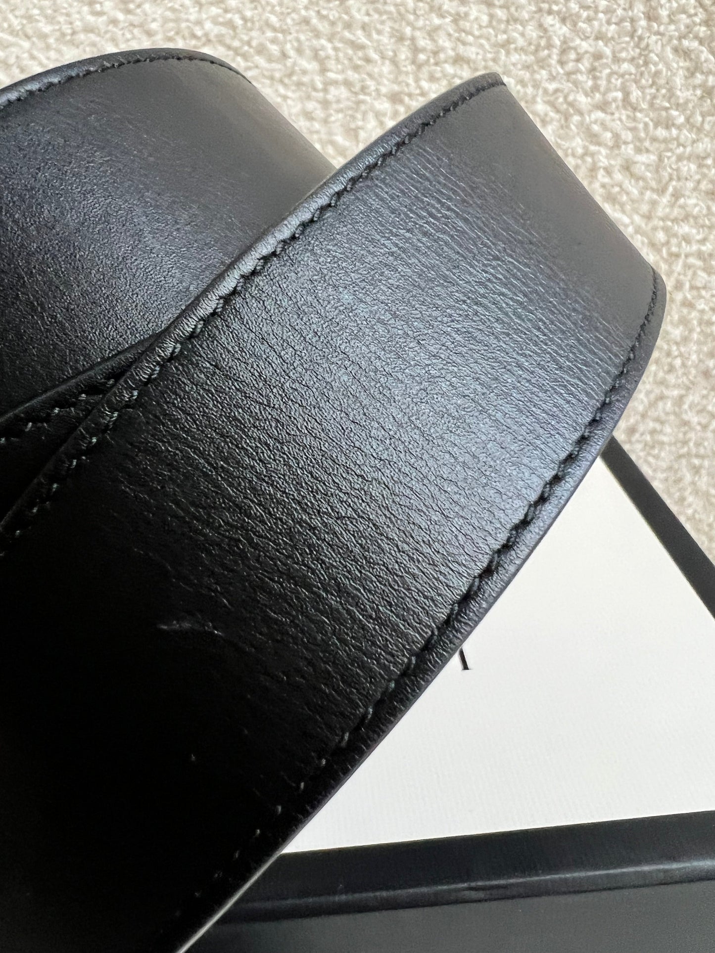 Gucci GG Marmont Black Wide Leather Belt with Shiny Gold Buckle (RRP £410)