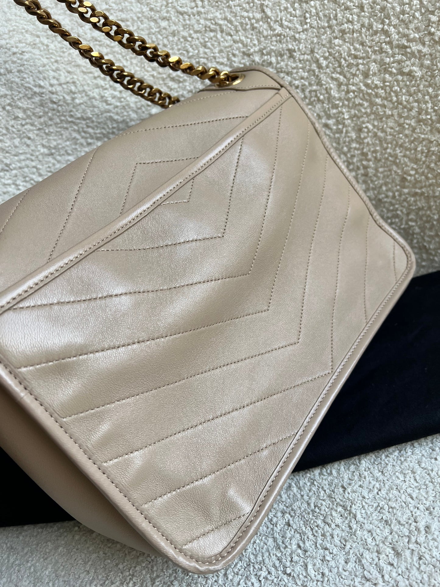 Yves Saint Laurent (YSL) Beige Medium Niki Chain Bag (RRP £2500)