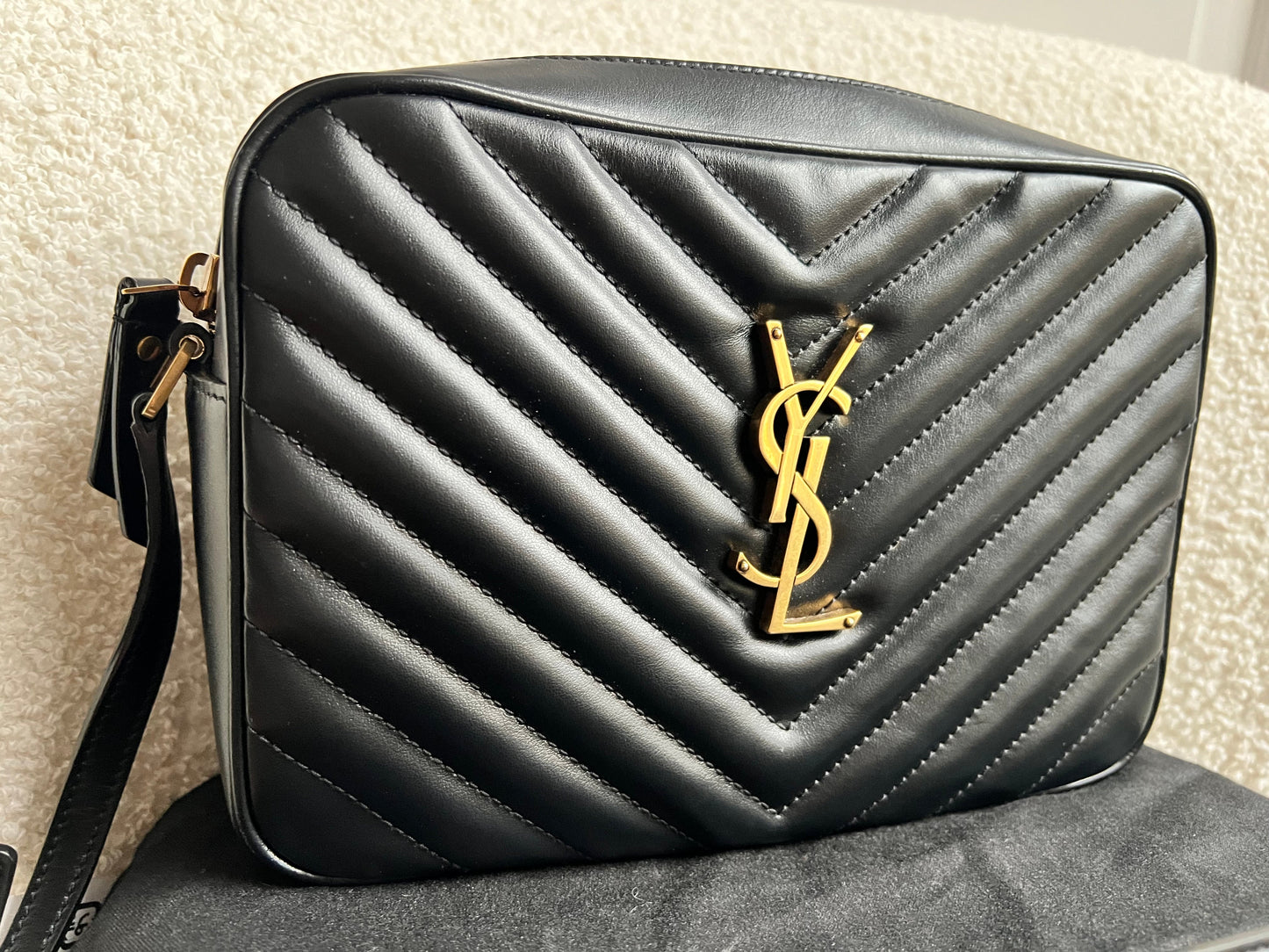 Yves Saint Laurent (YSL) Black Lou Camera Bag (RRP £1,350)