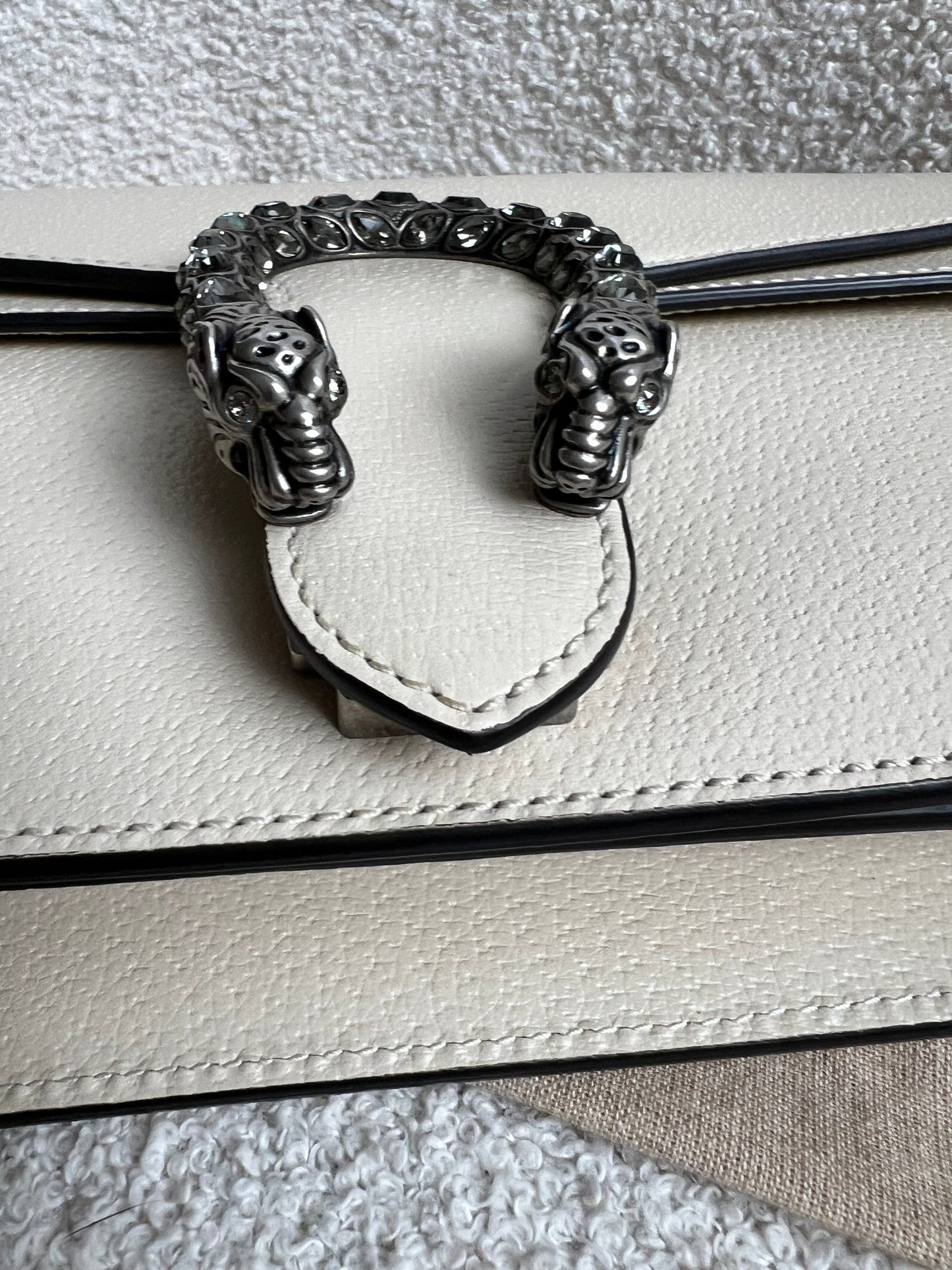 Gucci Dionysus GG White Small Shoulder Bag (RRP £2,670)