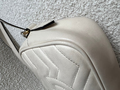 Gucci GG White Marmont Mini Shoulder Bag (RRP £1,360)