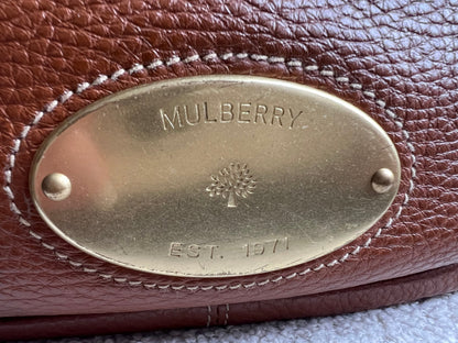 Mulberry Oak Mitzy Messenger