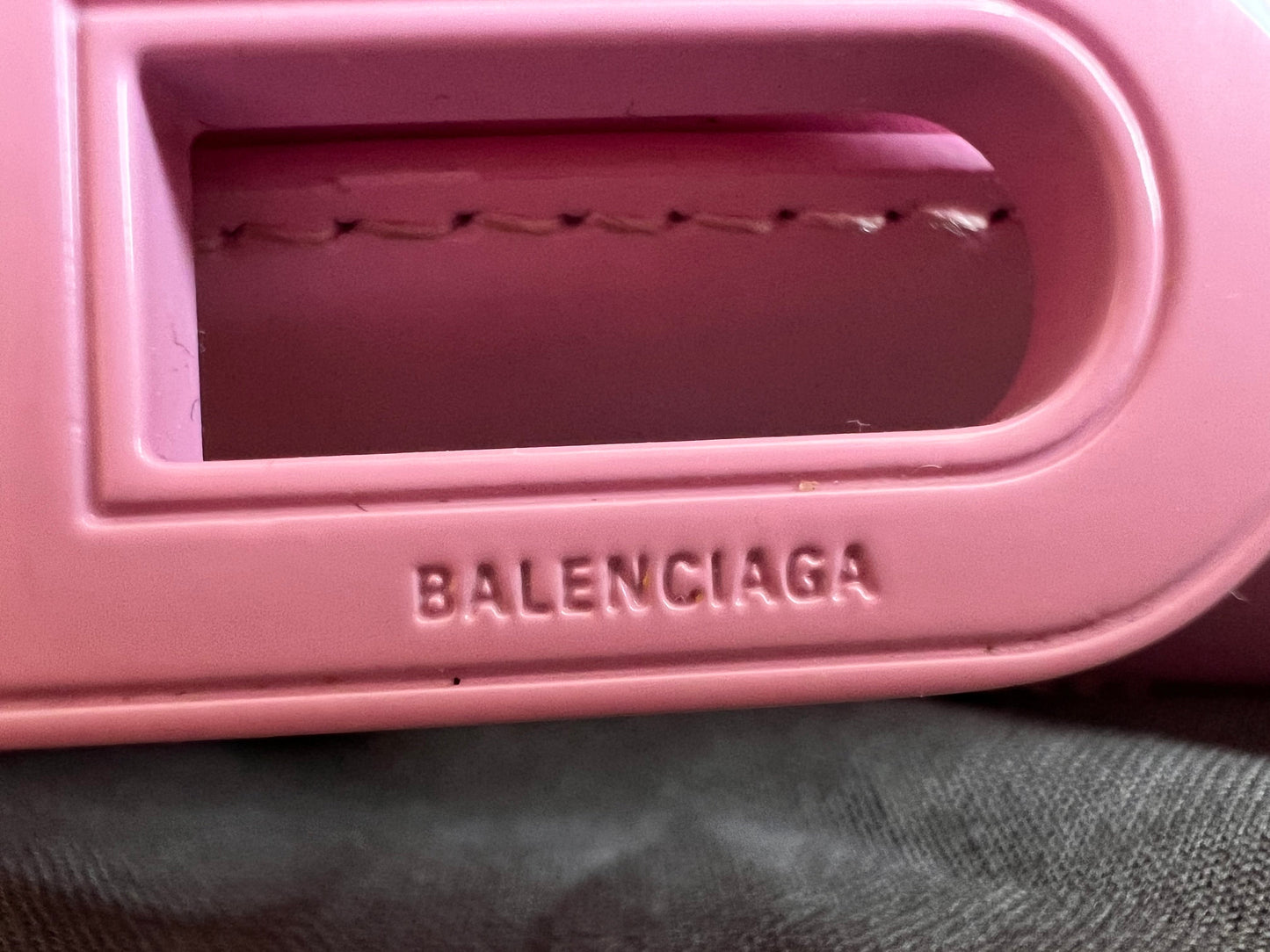 Balenciaga Pink Hourglass Wallet on Chain (RRP £1190)