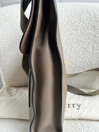 Mulberry Large Clay Antony (RRP £825)